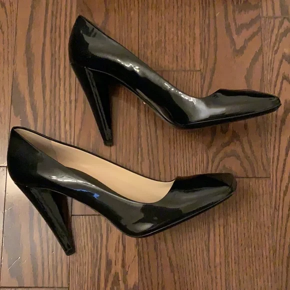 Prada heels - Picture 7 of 9